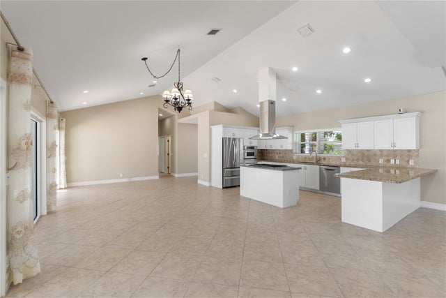 5 of 20 - 698 Nw 12th Road, Boca Raton, FL