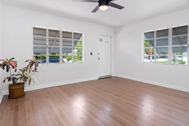 3 of 38 - 1032 N J Street, Lake Worth Beach, FL