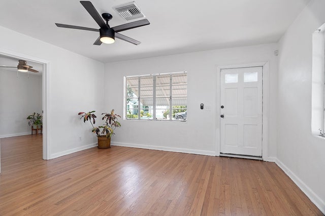 5 of 38 - 1032 N J Street, Lake Worth Beach, FL
