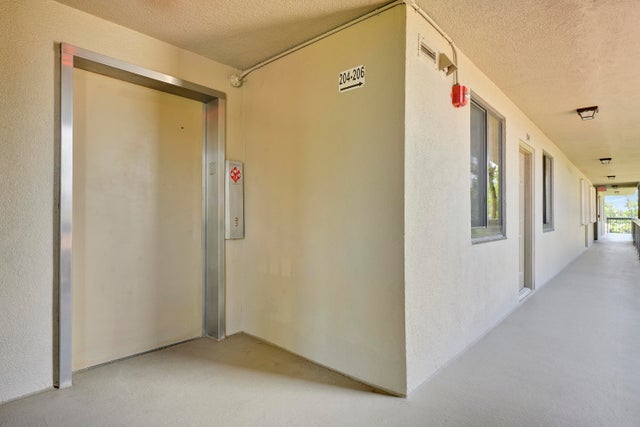5 of 42 - 101 S Seas 204 Drive #204, Jupiter, FL