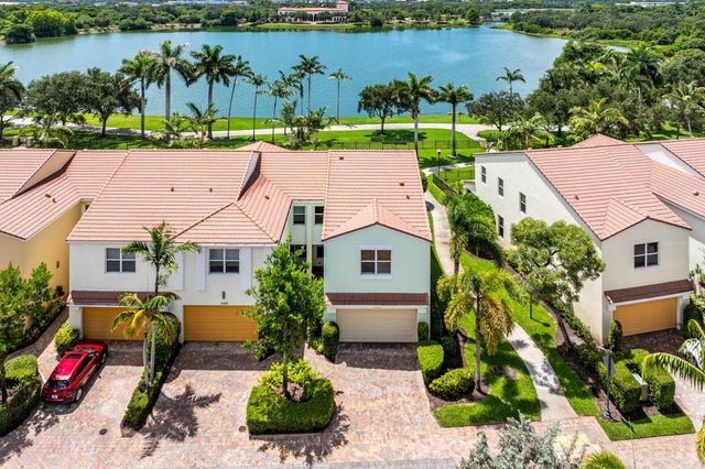 1 of 41 - 1570 Nw 48th Place, Boca Raton, FL