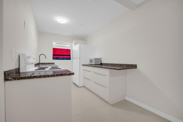 2 of 47 - 1105 N Oakridge Circle #c, Lake Worth, FL
