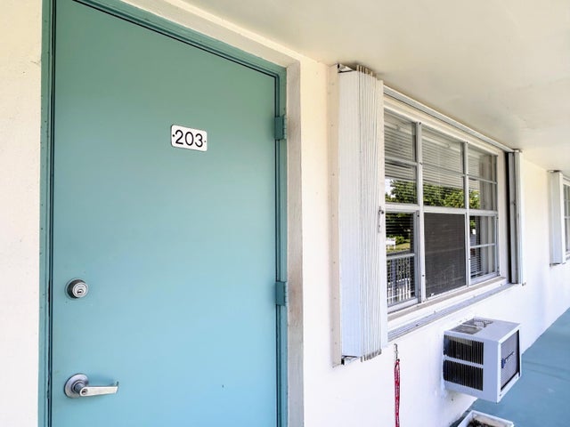 1 of 45 - 340 Horizons W #203, Boynton Beach, FL