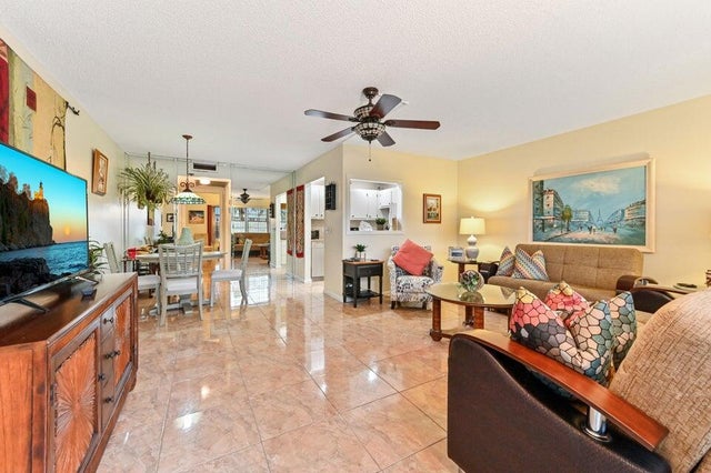 4 of 47 - 1007 Ellesmere A, Deerfield Beach, FL
