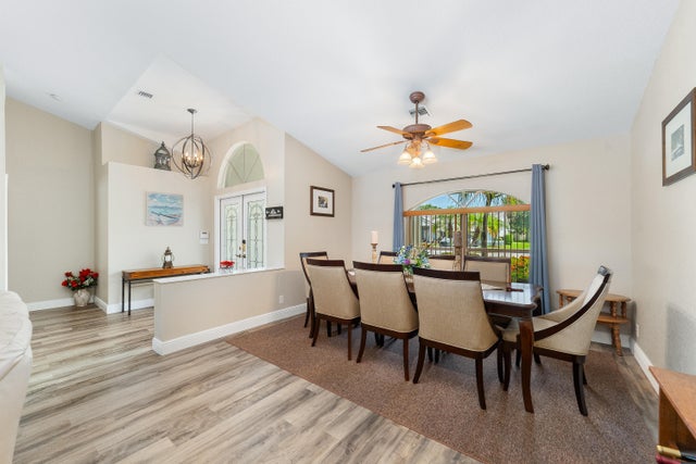 4 of 43 - 6073 Wedgewood Village Circle, Lake Worth, FL