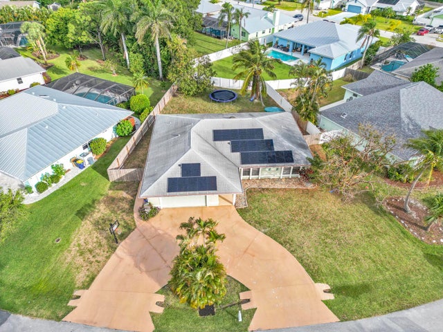 2 of 45 - 1962 Ne San Carlos Calle, Jensen Beach, FL