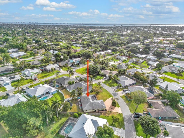 3 of 45 - 1962 Ne San Carlos Calle, Jensen Beach, FL