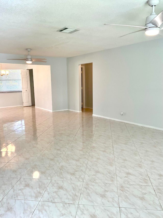 4 of 39 - 136 Nw 10th Court, Boynton Beach, FL