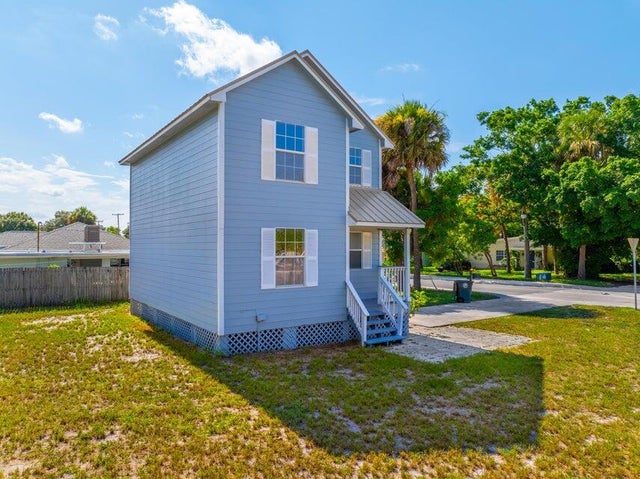 4 of 18 - 901 Ohio Avenue, Fort Pierce, FL
