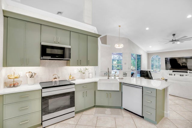 Photo of Listing #RX-11113751