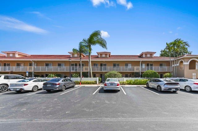 1 of 48 - 5952 Regal Glen Drive #207, Boynton Beach, FL