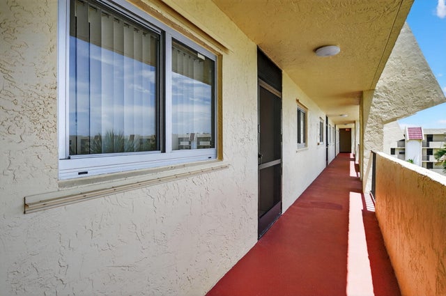 3 of 35 - 23277 Barwood Lane N #406, Boca Raton, FL