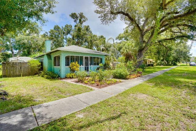 1 of 23 - 1954 42nd Avenue, Vero Beach, FL