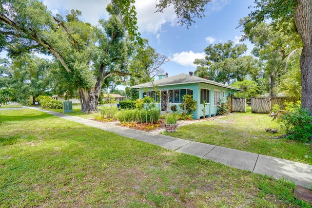 3 of 23 - 1954 42nd Avenue, Vero Beach, FL