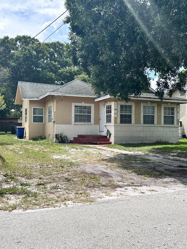 4 of 5 - 143 N 15th Street, Fort Pierce, FL