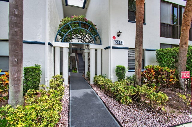 2 of 53 - 5265 Brisata Circle #u, Boynton Beach, FL