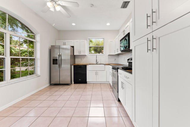 5 of 42 - 4155 Nw 1st Court, Delray Beach, FL