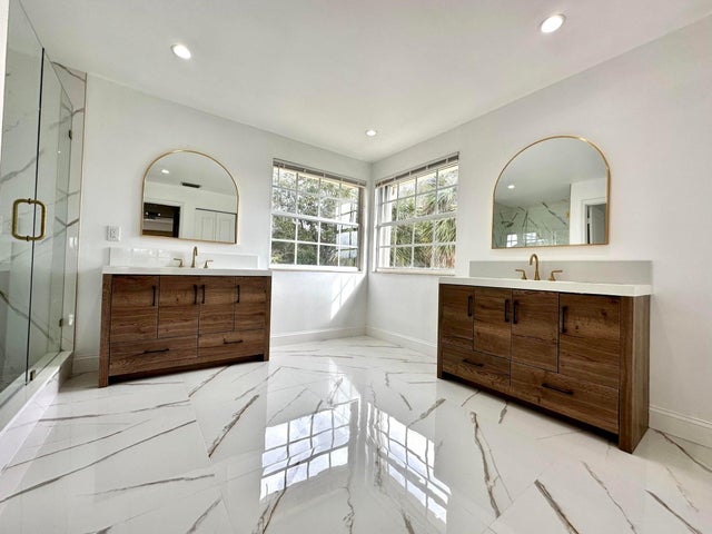 3 of 43 - 5024 Nautica Lake Circle, Greenacres, FL