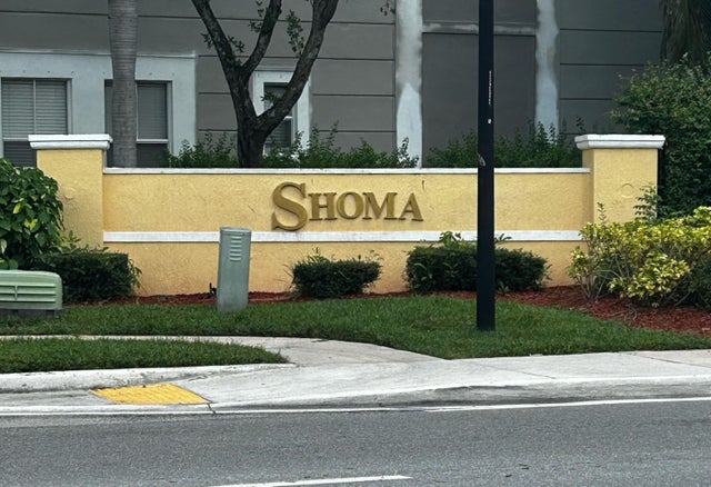 2 of 35 - 1006 Shoma Drive, Royal Palm Beach, FL