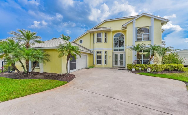 2 of 33 - 710 Se Essex Drive, Port Saint Lucie, FL