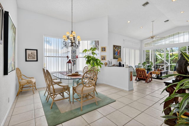 5 of 27 - 4737 Carlton Golf Drive, Lake Worth, FL