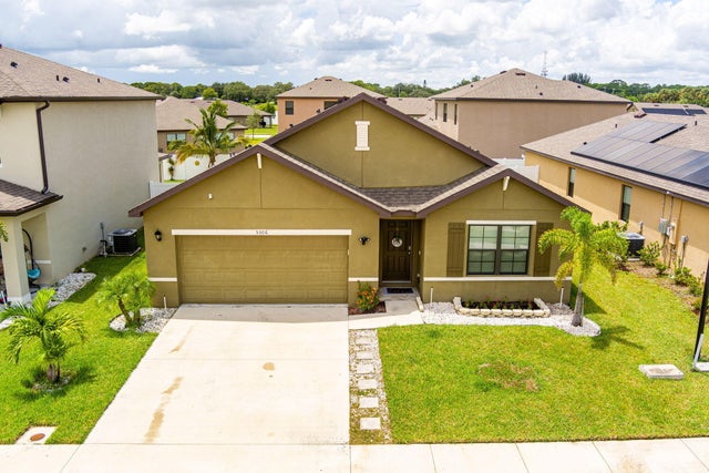 2 of 40 - 5306 Entertainment Way, Fort Pierce, FL