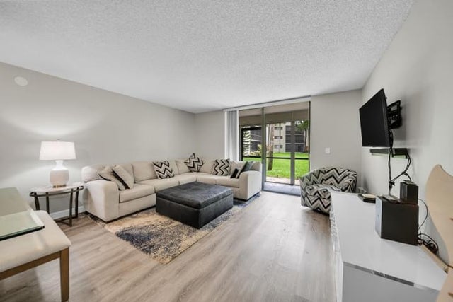 2 of 13 - 5340 Las Verdes Circle #109, Delray Beach, FL