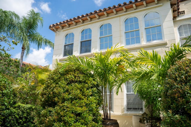 3 of 6 - 223 Seminole Avenue, Palm Beach, FL