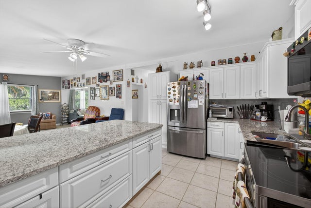 5 of 19 - 754 Hibiscus Drive, Royal Palm Beach, FL