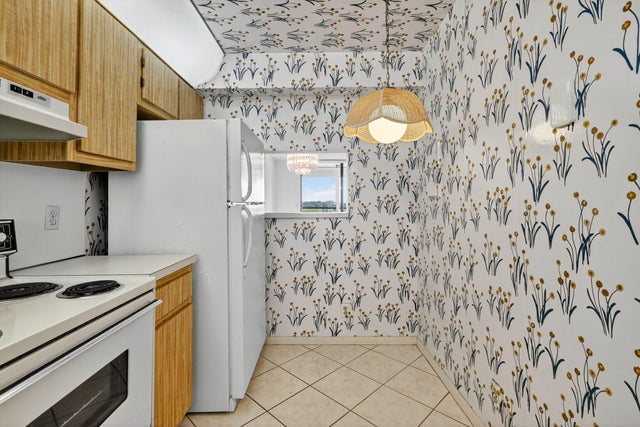 5 of 57 - 4640 Lucerne Lakes Boulevard #503, Lake Worth, FL