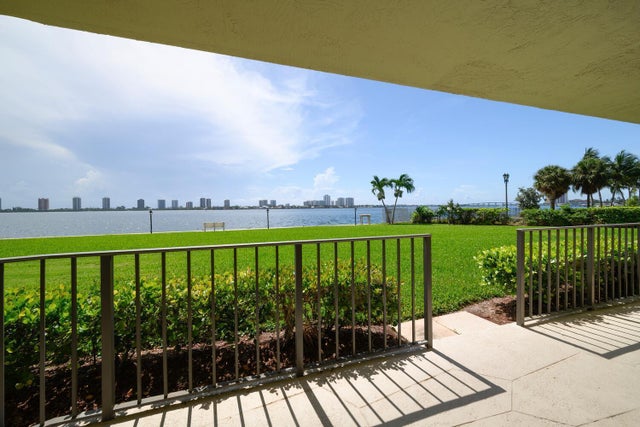 2 of 20 - 801 Lake Shore Drive #108, Lake Park, FL