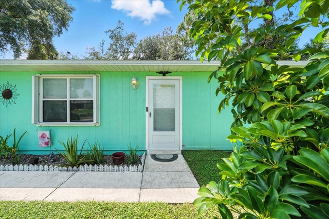 2 of 21 - 1234 Karlovy Avenue Nw, Palm Bay, FL