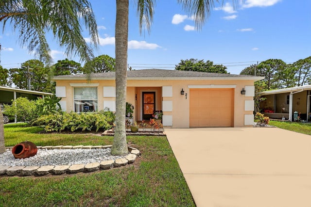 1 of 29 - 21 Vista De Laguna, Fort Pierce, FL