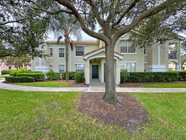 2 of 56 - 166 Sw Peacock Boulevard #34-202, Port Saint Lucie, FL