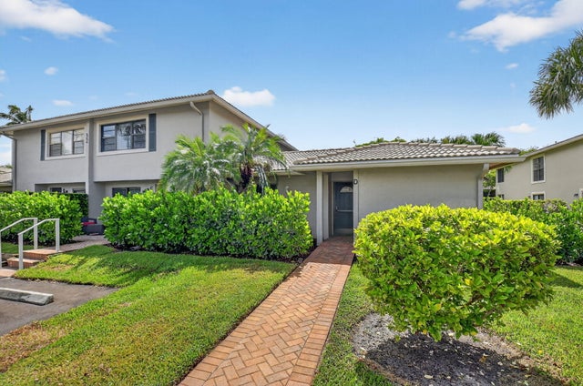 2 of 78 - 32 Stratford Lane W #d, Boynton Beach, FL