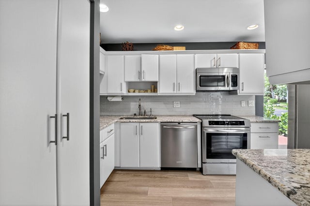 5 of 78 - 32 Stratford Lane W #d, Boynton Beach, FL