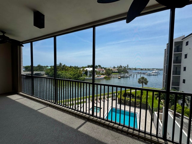 2 of 24 - 11370 Twelve Oaks Way #418, North Palm Beach, FL