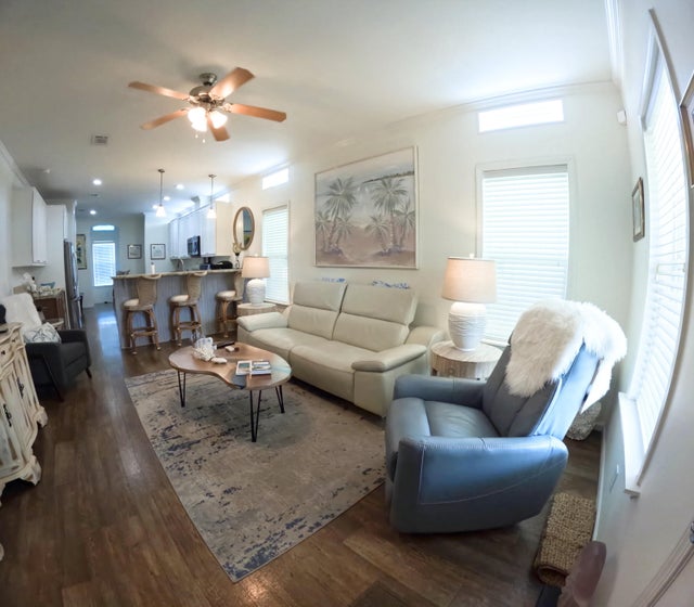 4 of 22 - 6119 N Ficus Lane, Lantana, FL