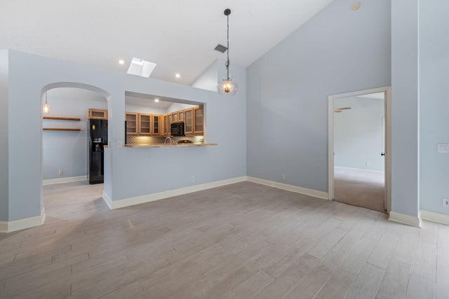 5 of 37 - 9190 Heathridge Drive, West Palm Beach, FL