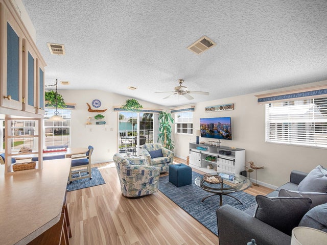 4 of 25 - 802 Nettles Boulevard, Jensen Beach, FL