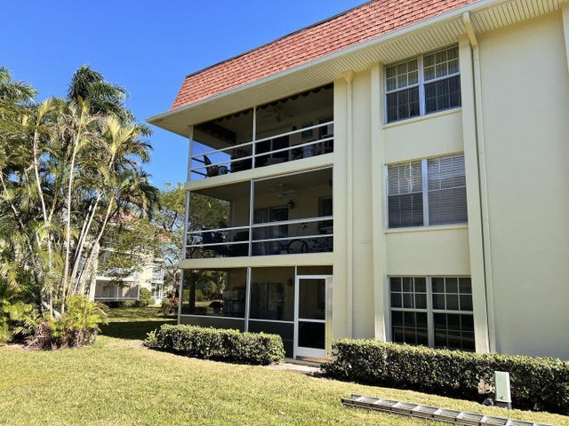 3 of 32 - 5580 S Tamberlane Circle #235, Palm Beach Gardens, FL