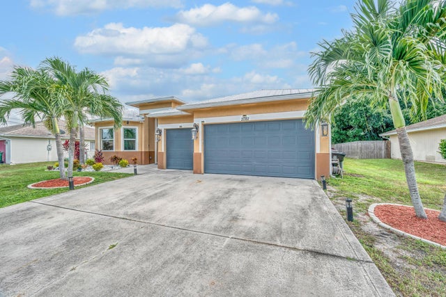 3 of 34 - 2082 Sw Idaho Lane, Port Saint Lucie, FL