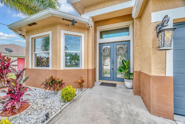 4 of 34 - 2082 Sw Idaho Lane, Port Saint Lucie, FL
