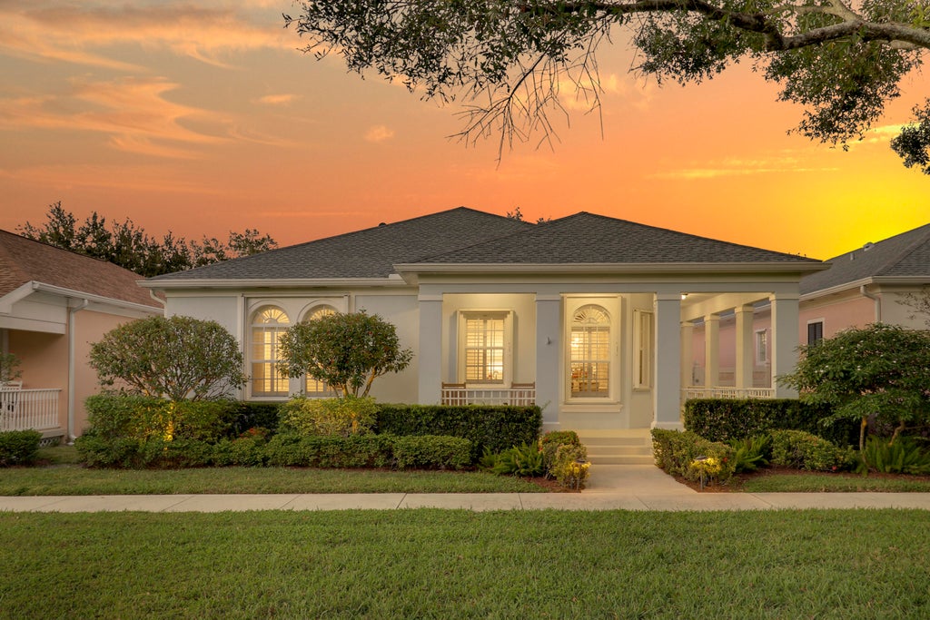 117 Poinciana Dr, Jupiter