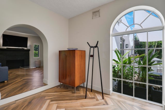 2 of 67 - 529 Biscayne Drive, West Palm Beach, FL