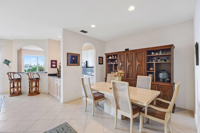 5 of 37 - 132 Las Brisas Circle, Hypoluxo, FL