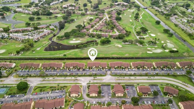 3 of 24 - 4698 Lucerne Lakes Boulevard E #202, Lake Worth, FL