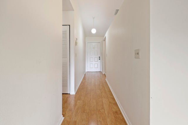 5 of 24 - 4698 Lucerne Lakes Boulevard E #202, Lake Worth, FL