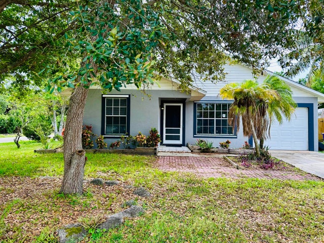2 of 34 - 5360 Se Dell Street, Stuart, FL
