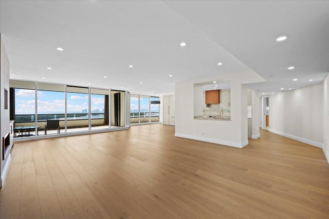 2 of 58 - 100 Lakeshore Drive #1757, North Palm Beach, FL